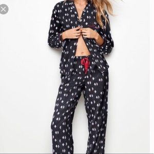 Victoria's Secret Penguin Pajama Set